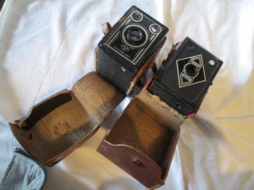 Alt antik kamera boxkamera - 2x,